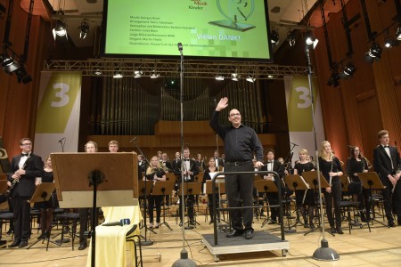 Medienpreis LEOPOLD 2017_Junge Bläserphilharmonie NRW_Moderation: Barbara Overbeck_Foto: Fehlauer/WDR